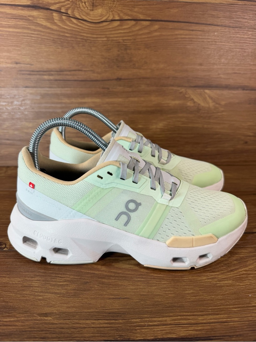 On Cloudpulse Training Shoes Sneakers Women’s Size‎ 7